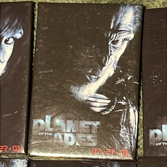 Planet of the Apes (2001) promo buttons - Set of 6 - Great Shape! - Picture 3 of 10
